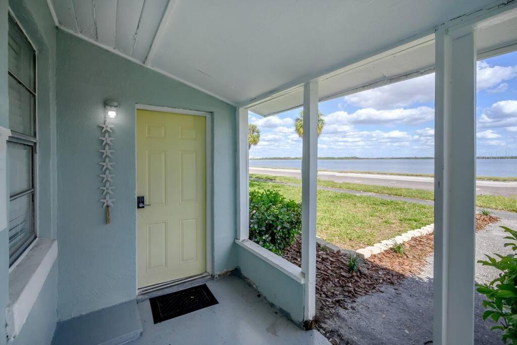 Santa Barbara On The Bay Waterfront Apartment Tampa Exterior photo