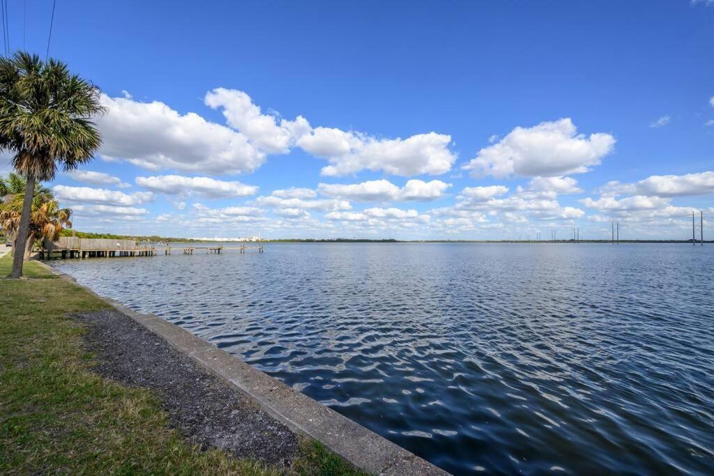 Santa Barbara On The Bay Waterfront Apartment Tampa Exterior photo